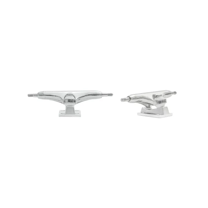 Dynamic Trucks Engraved Baseplates - 34mm Chrome