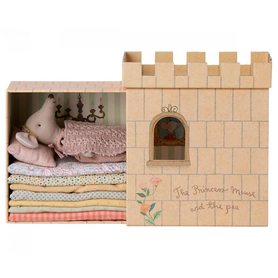Maileg - Princess and the pea - big sister mouse