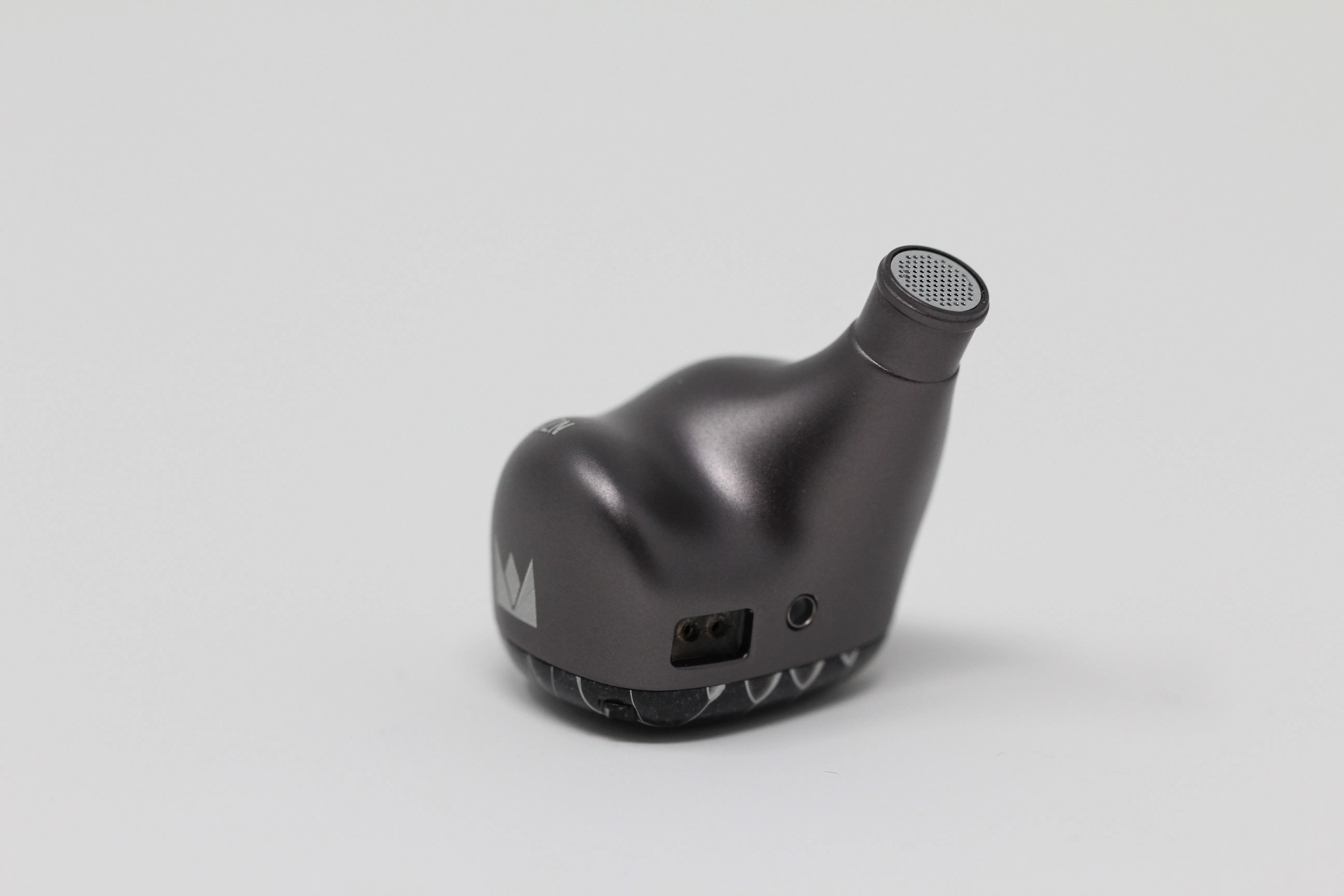 Noble Audio Zephyr | Hybrid Universal IEMs