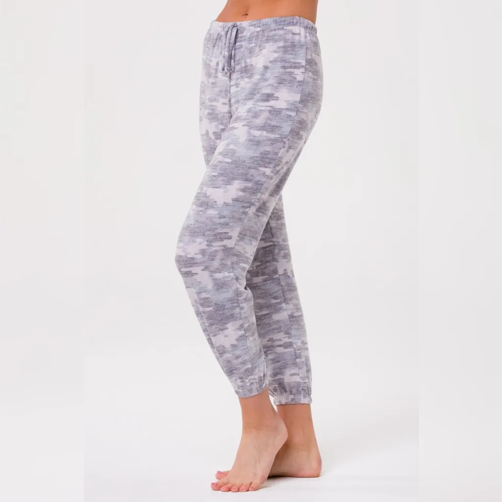 Weekend Sweatpant - Cozy Camo